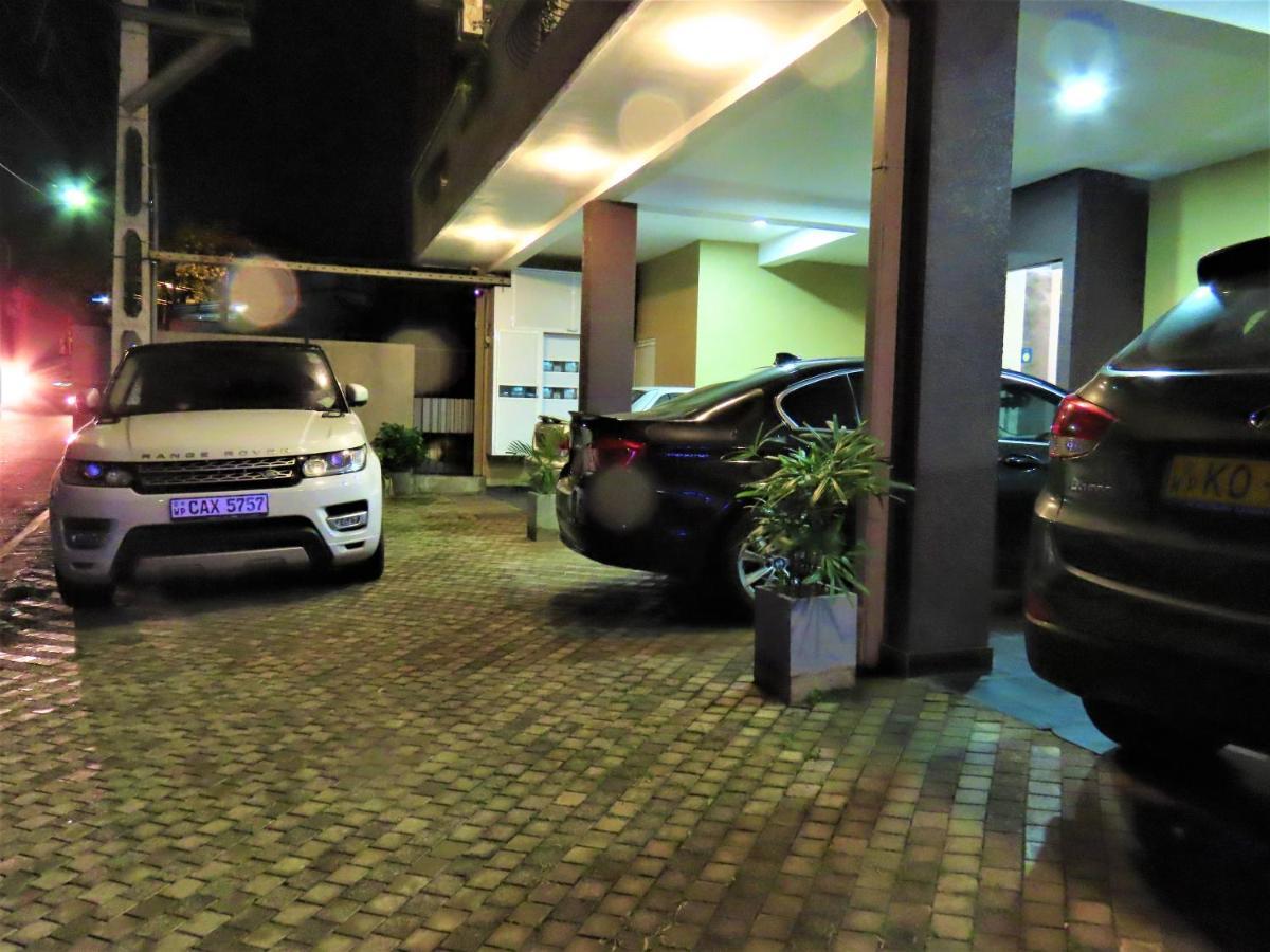 Vivas Residencies Luxury Apartments Dehiwala-Mount Lavinia Exteriör bild